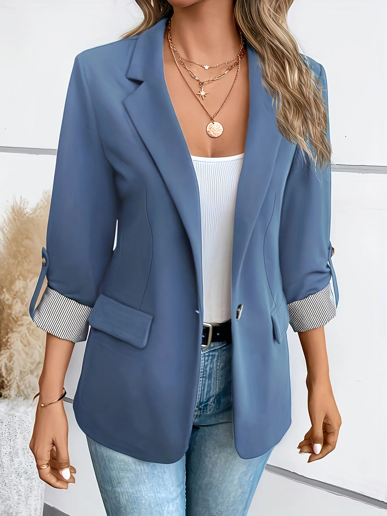 Bella I Stylish Notched Collar Blazer