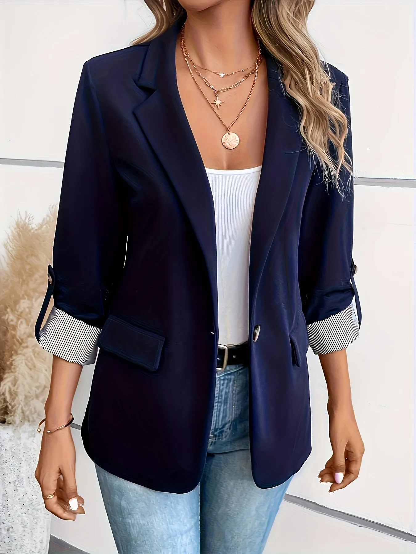 Bella I Stylish Notched Collar Blazer