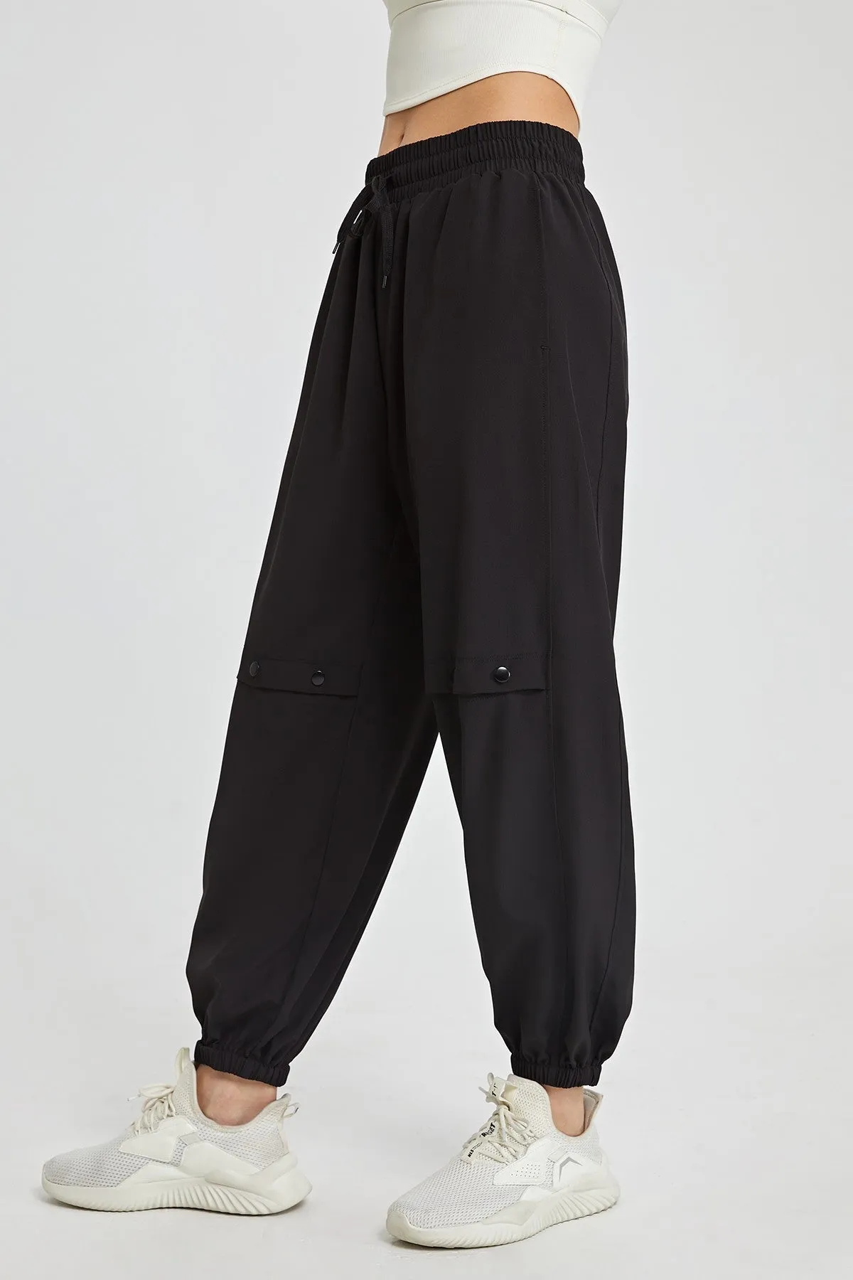 Boyfriend Cargo Pants with Drawstring