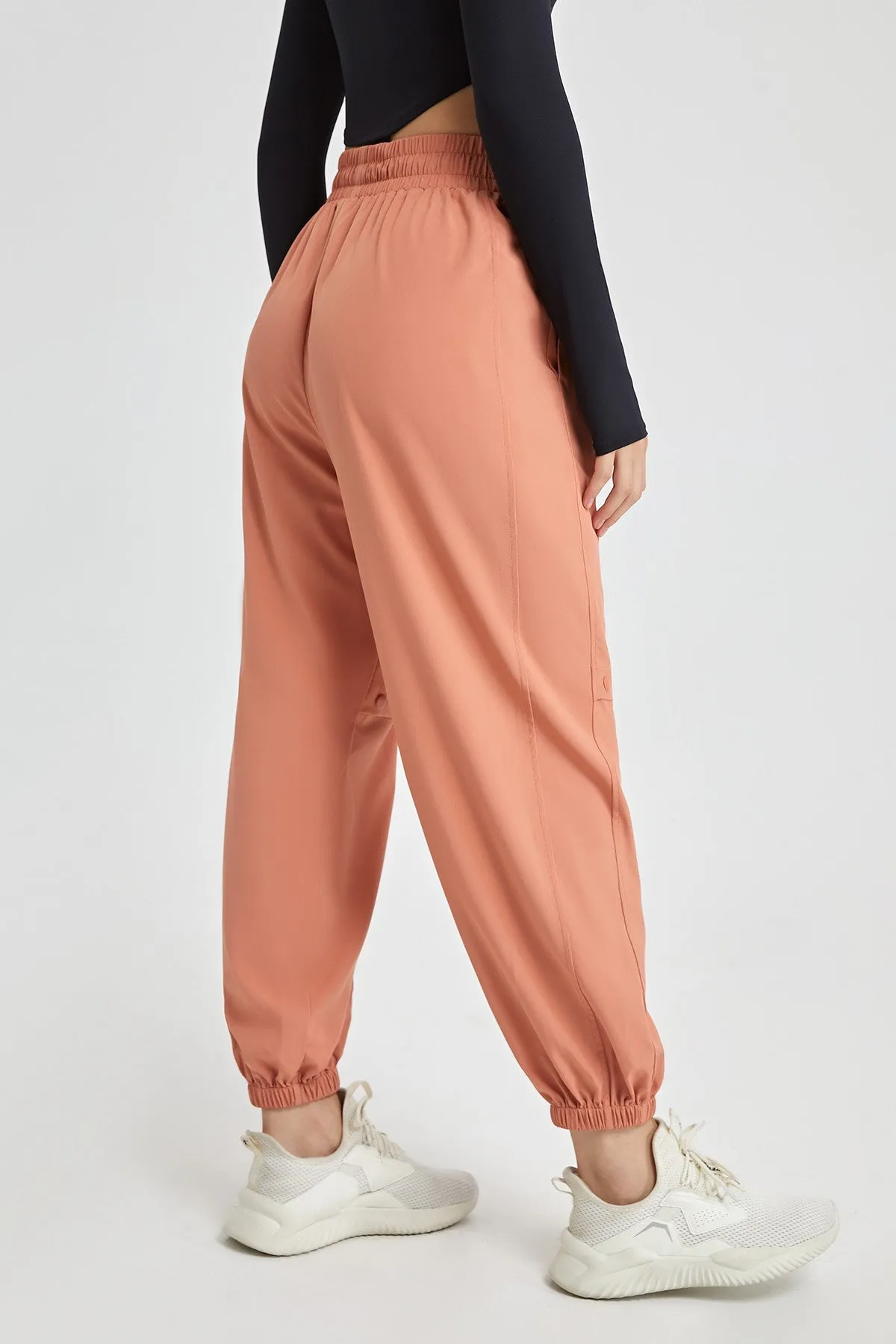 Boyfriend Cargo Pants with Drawstring