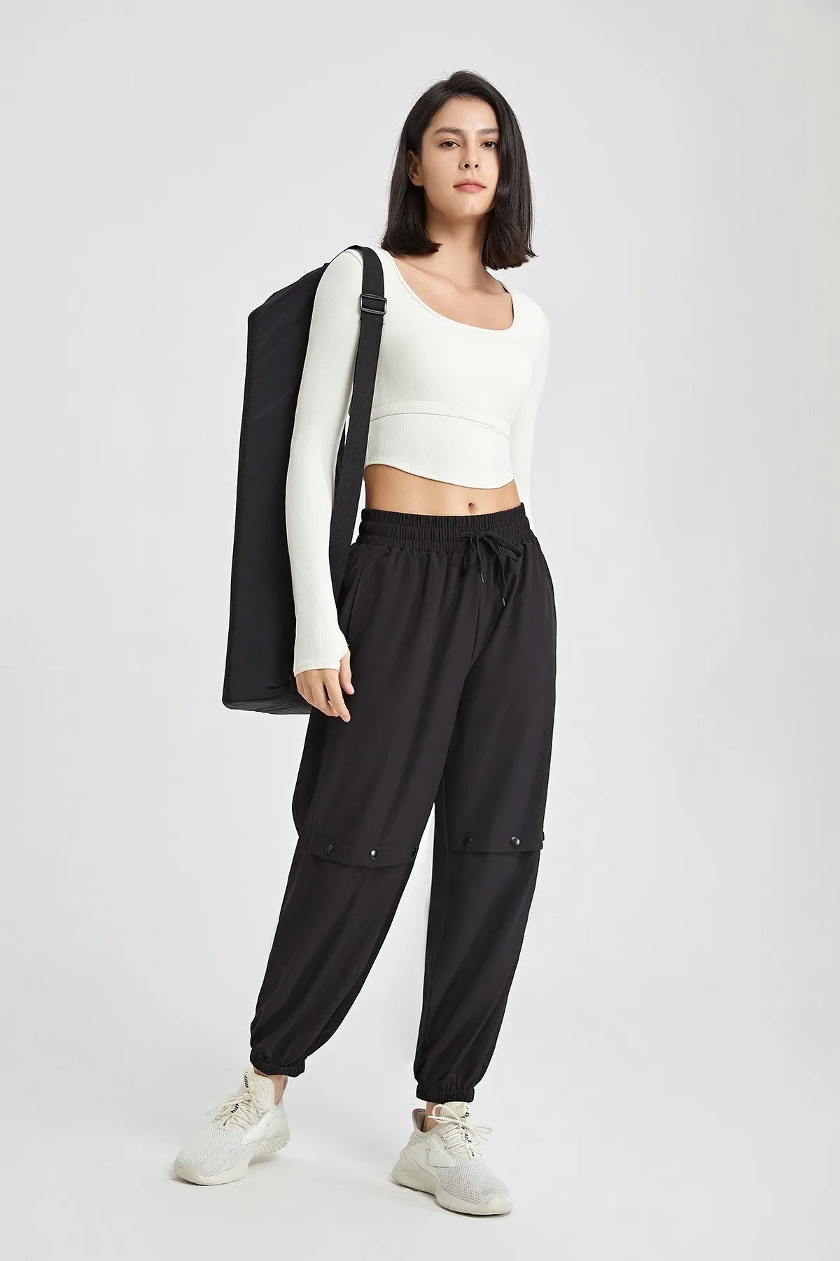 Boyfriend Cargo Pants with Drawstring