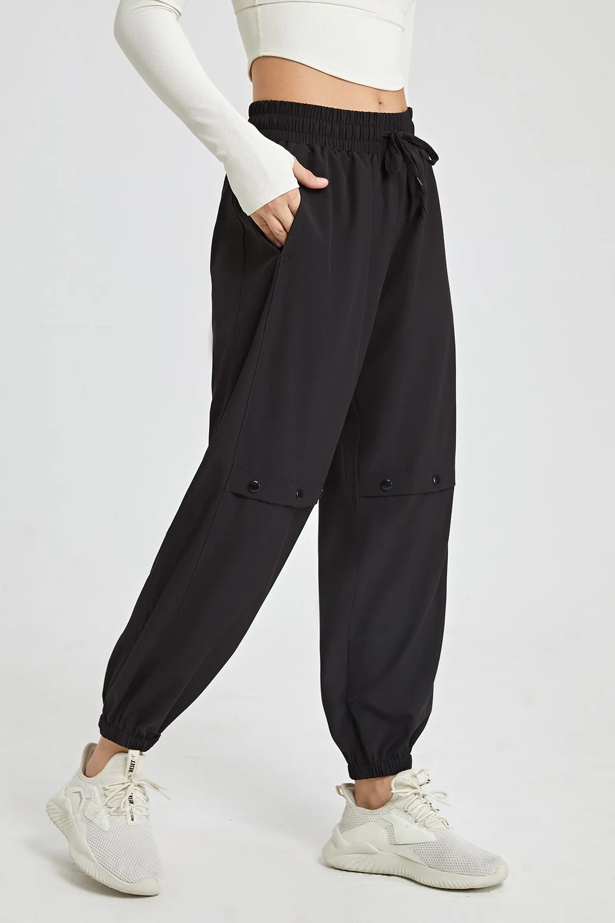Boyfriend Cargo Pants with Drawstring
