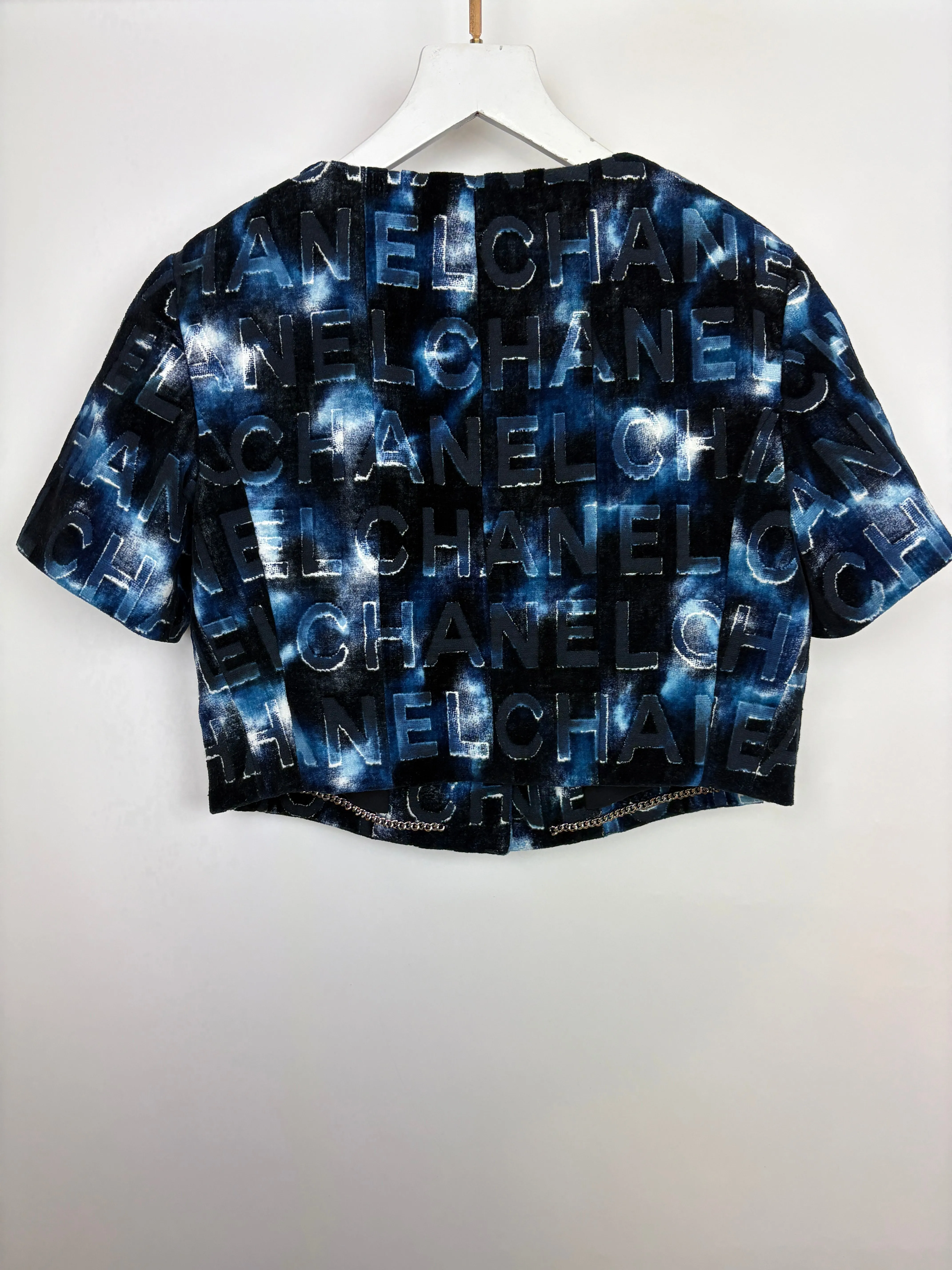 *hot*trendy Inspired  Chanel 21c Short Sleeve Jacket In Blue Logo Velvet With White Enamel & Crystal Cc Button Detail Size Fr 42 (uk 14)