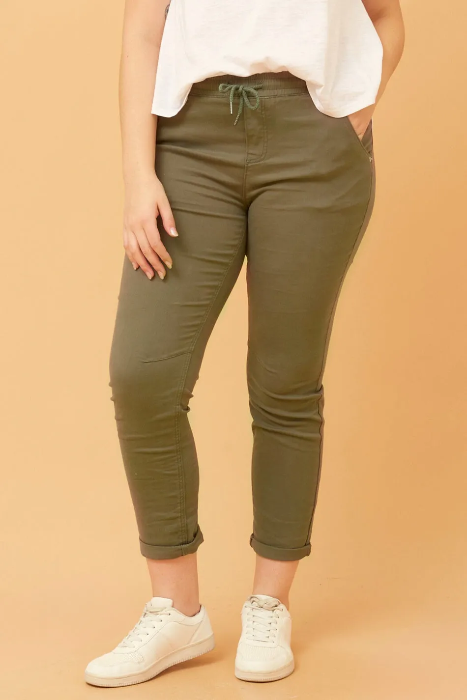 RAYNA SOLID JOGGER PANTS