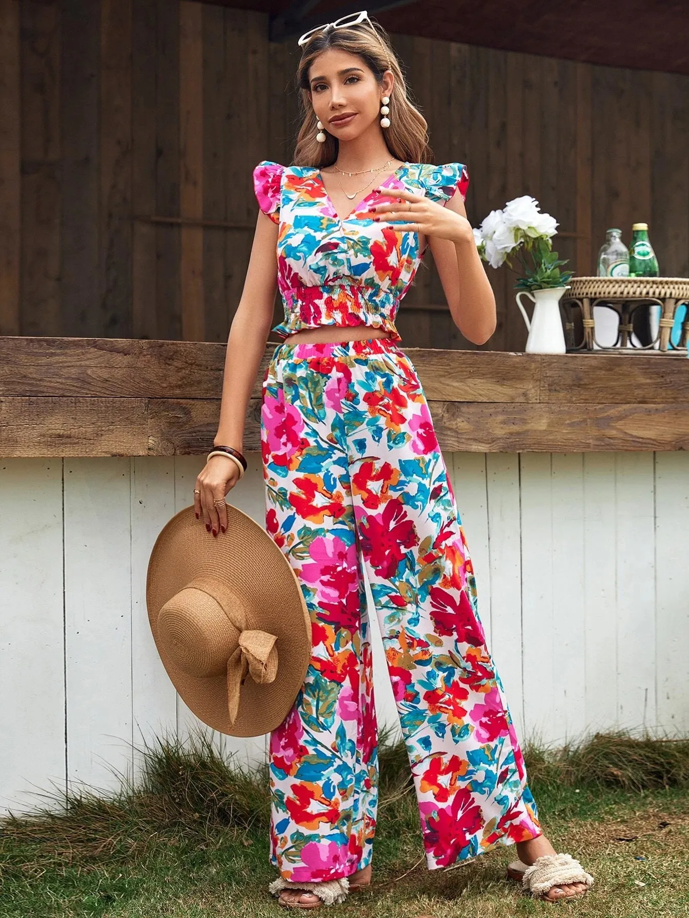 SHEIN Frenchy Floral Print Top & Wide Leg Pants