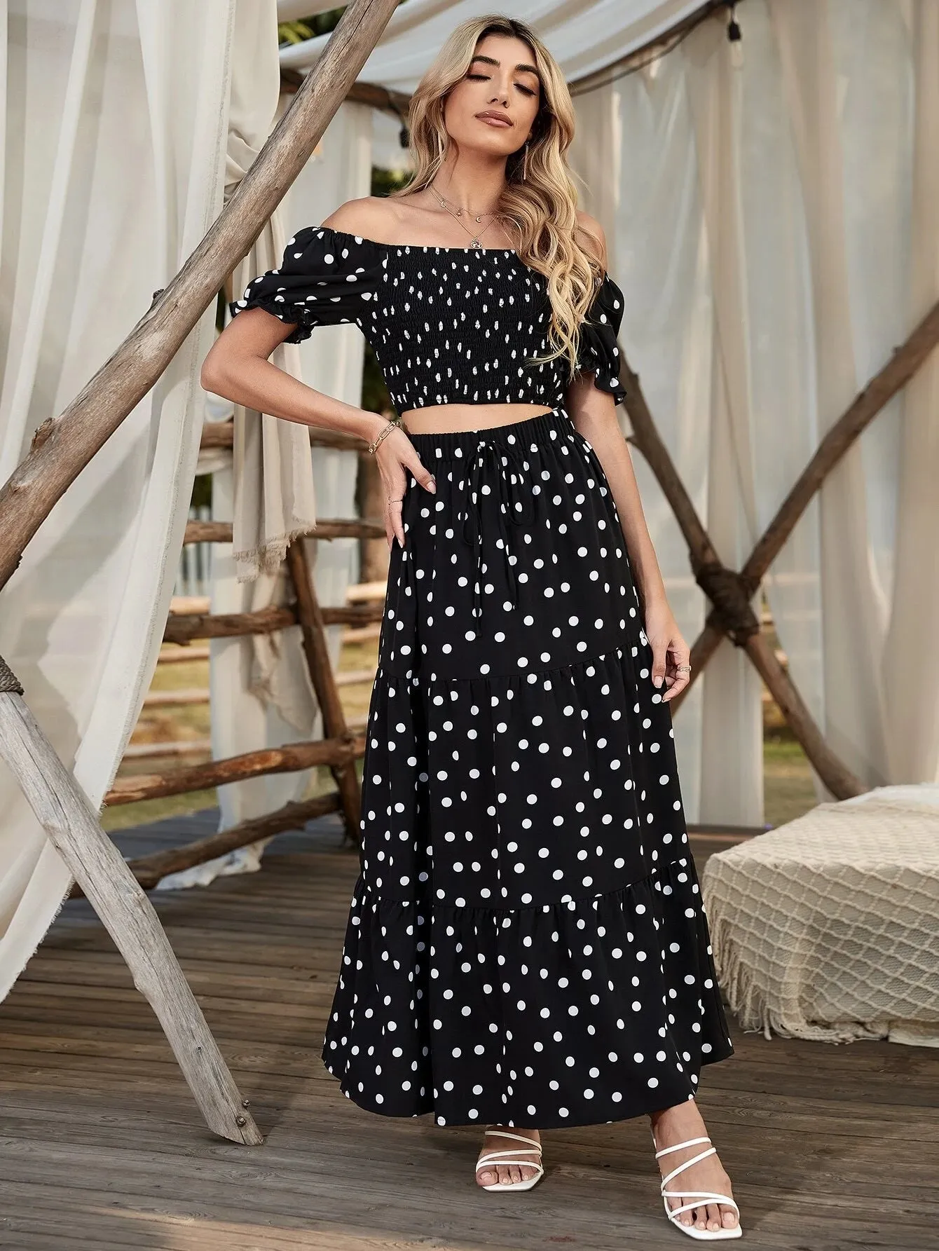SHEIN VCAY Square Neck Allover Print Shirred Puff Sleeve Crop Top & Polka Dot Print Skirt