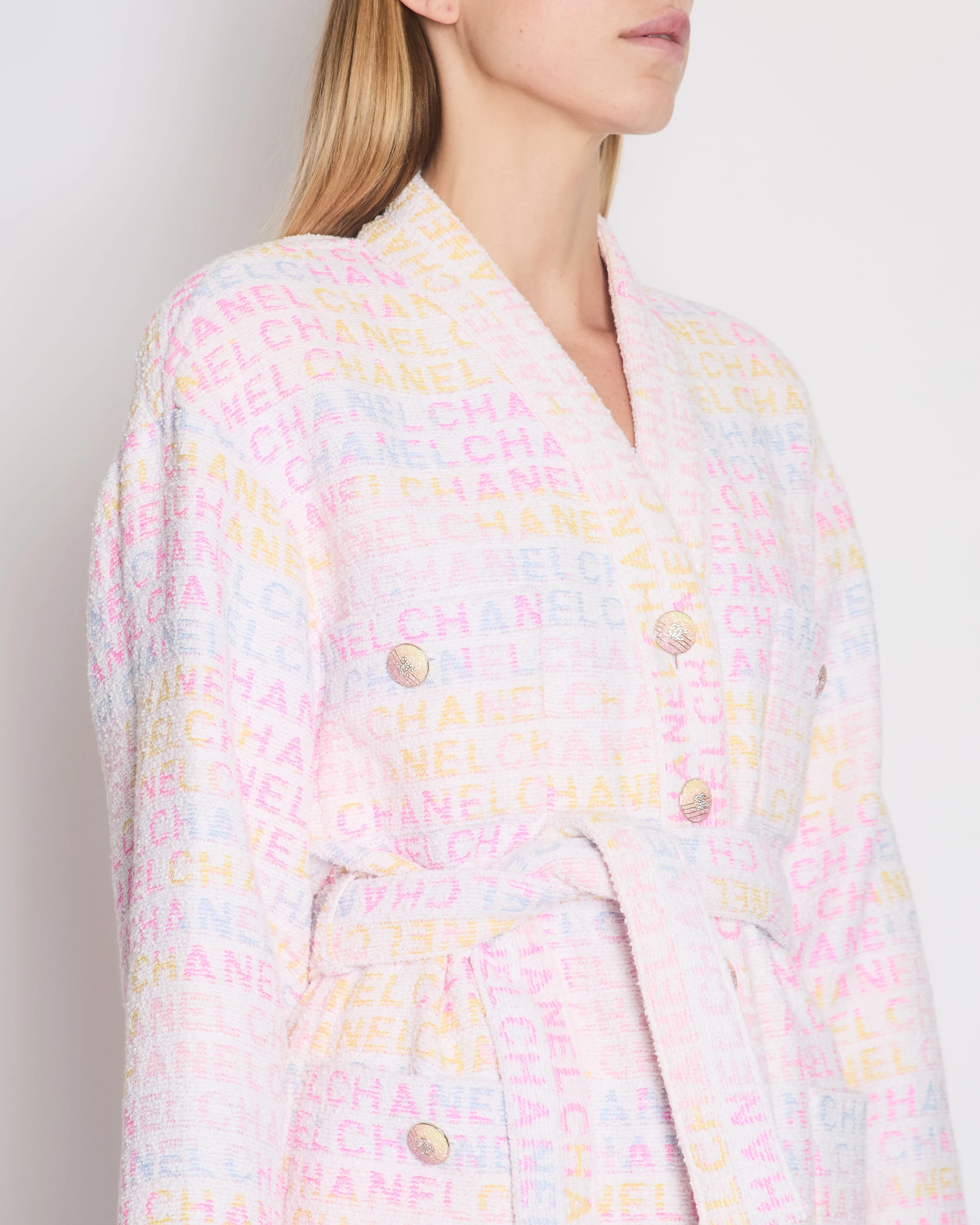 *super Hot*trendy Inspired  Chanel Resort 2024 Pink & White Robe Coat With Belt & Multi-coloured Chanel Logo Details Size Fr 36 (uk 8)