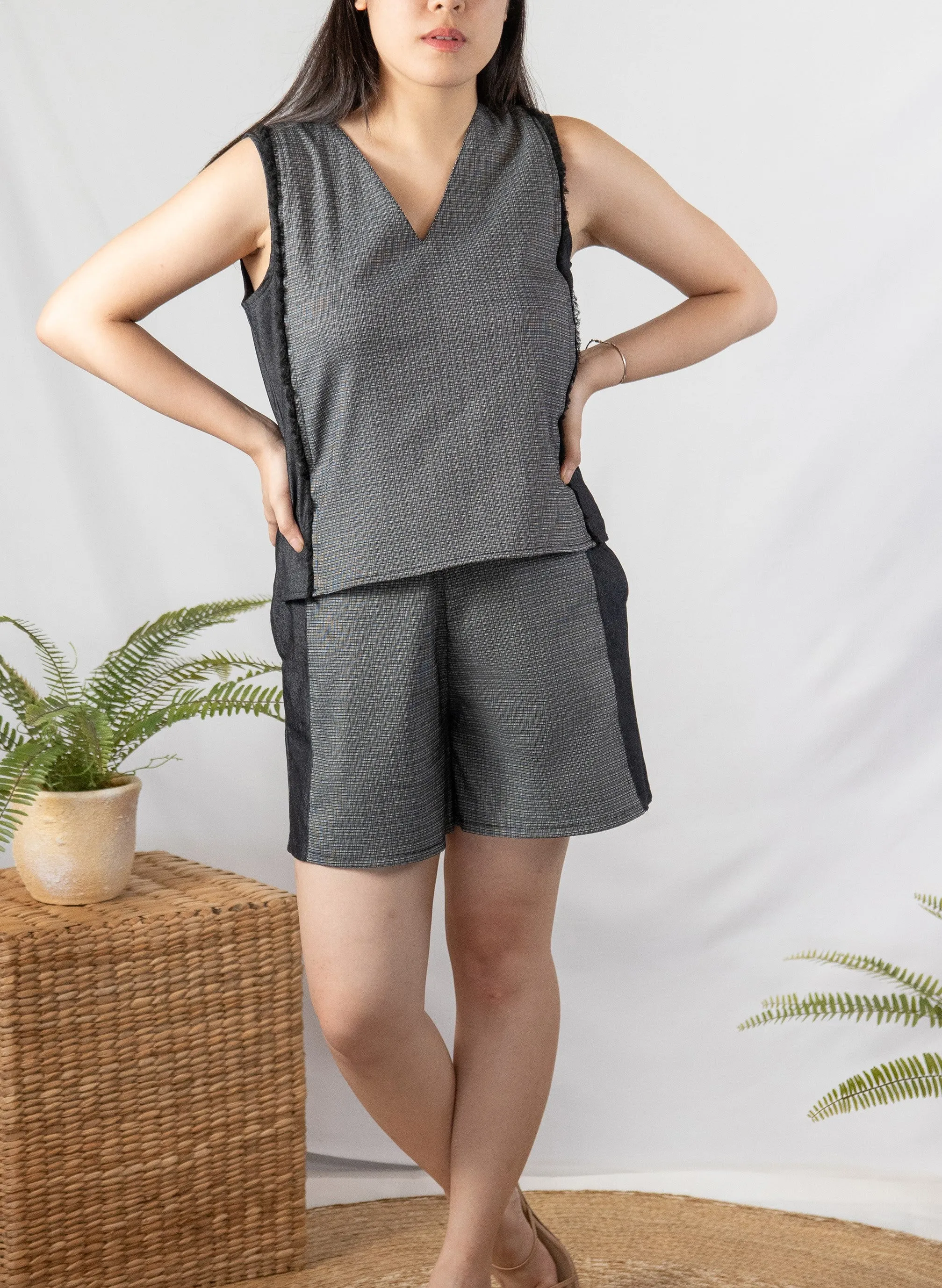 Tricia Panel Mid-length Shorts